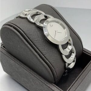 Movado women’s Moon Bear Rondiro mirrored Silver Link Watch